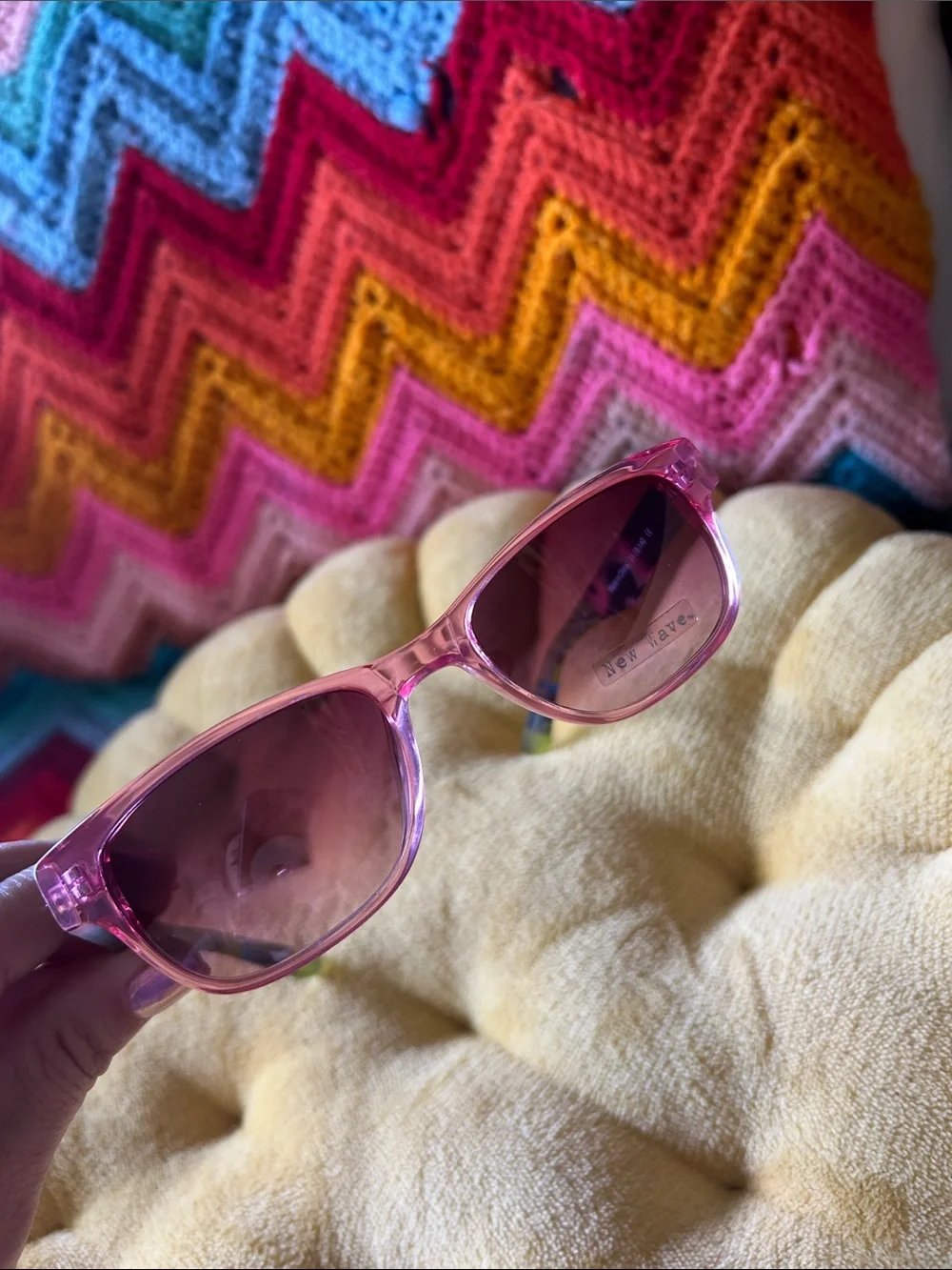 New wave transparent pink